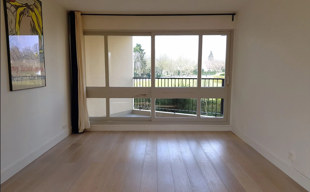 Appartement avant aménagement virtuel 3D.